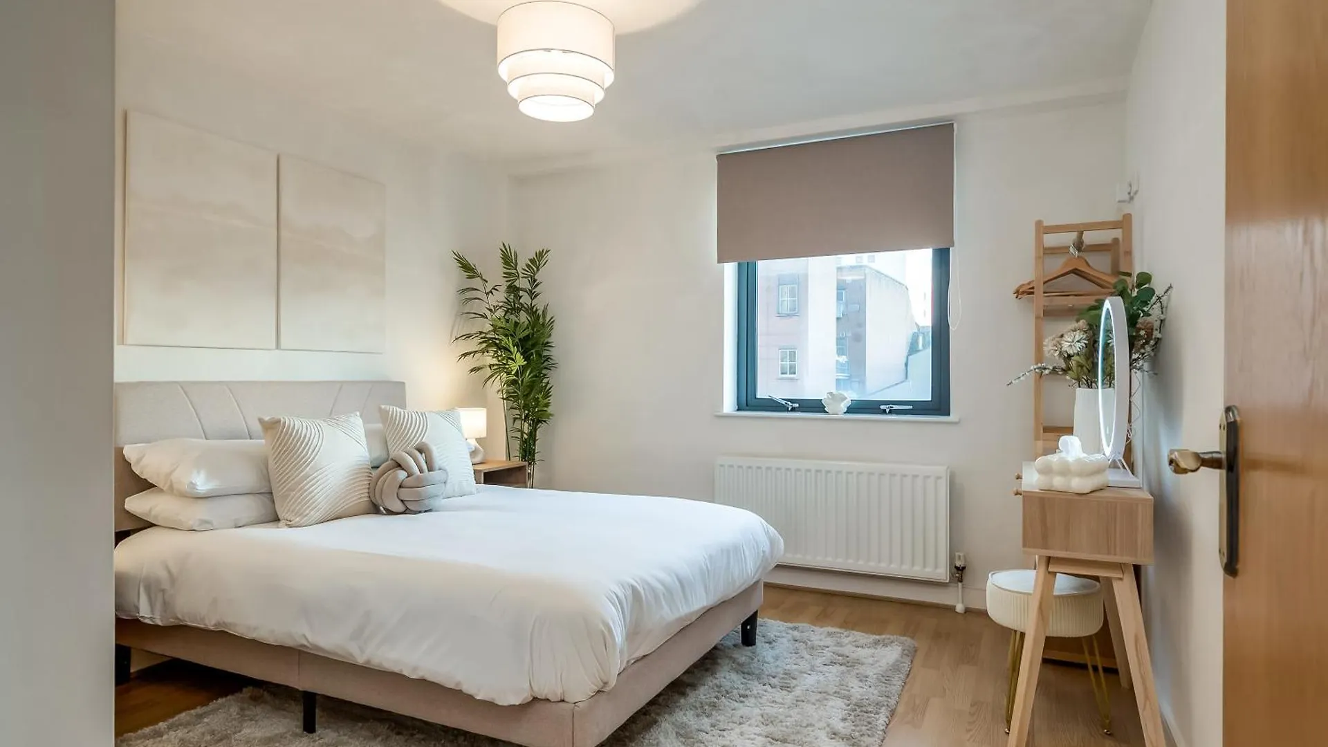 Central Belfast Apartments, Victoria Place United Kingdom