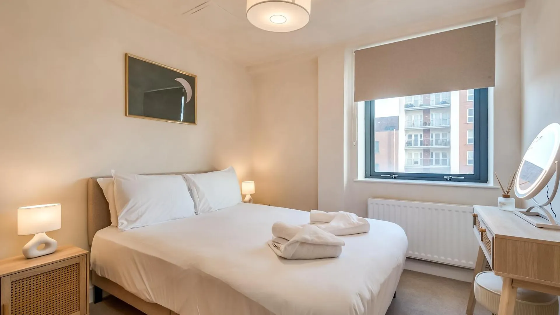 Central Belfast Apartments, Victoria Place Apartment